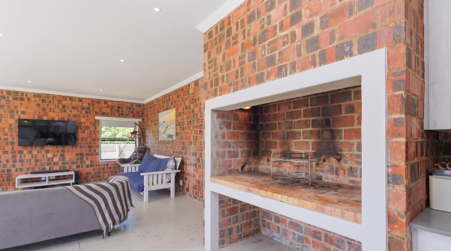 4 Bedroom Property for Sale in Agulhas Western Cape